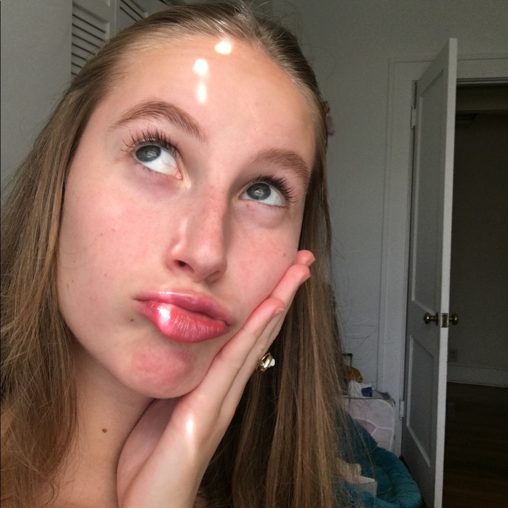 Meet your Posher, Jessica